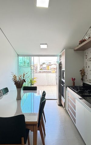 Apartamento à venda com 96m², 2 quartos e 1 vaga Apartamento à venda com 96m², 2 quartos e 1 vagaCobertura - Cozinha