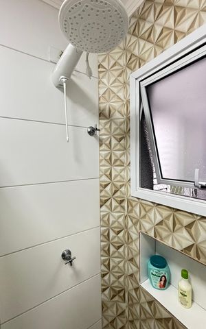 Apartamento à venda com 96m², 2 quartos e 1 vaga Apartamento à venda com 96m², 2 quartos e 1 vagaBanheiro