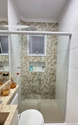 Apartamento à venda com 96m², 2 quartos e 1 vaga Apartamento à venda com 96m², 2 quartos e 1 vagaBanheiro