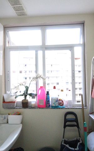 Apartamento à venda com 83m², 3 quartos e 1 vagaÁrea de serviço
