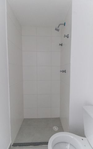 Apartamento para alugar com 33m², 2 quartos e sem vaga Apartamento para alugar com 33m², 2 quartos e sem vagaBanheiro