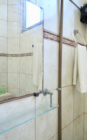 Apartamento para alugar com 77m², 2 quartos e sem vaga Apartamento para alugar com 77m², 2 quartos e sem vagaBanheiro