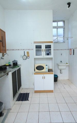Apartamento para alugar com 77m², 2 quartos e sem vaga Apartamento para alugar com 77m², 2 quartos e sem vagaCozinha e Área de Serviço