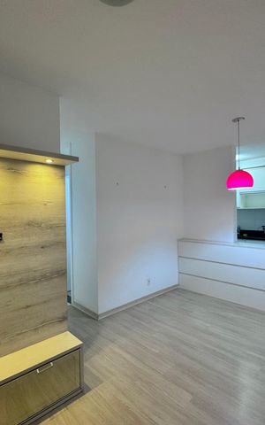 Apartamento à venda com 52m², 3 quartos e 1 vaga Apartamento à venda com 52m², 3 quartos e 1 vagaSala