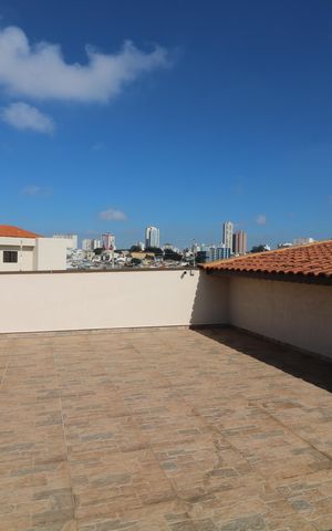 Casa à venda com 350m², 3 quartos e 3 vagasVaranda 2