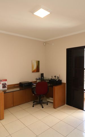 Casa à venda com 350m², 3 quartos e 3 vagasQuarto 1