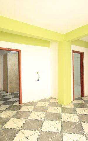 Casa para alugar com 75m², 2 quartos e sem vaga Casa para alugar com 75m², 2 quartos e sem vagaSala
