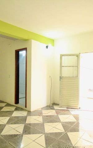 Casa para alugar com 75m², 2 quartos e sem vaga Casa para alugar com 75m², 2 quartos e sem vagaSala