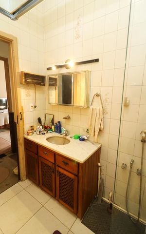 Casa para alugar com 130m², 4 quartos e 3 vagas Casa para alugar com 130m², 4 quartos e 3 vagasBanheiro 1