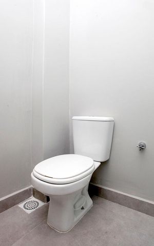 Apartamento para alugar com 80m², 2 quartos e sem vagaBanheiro 