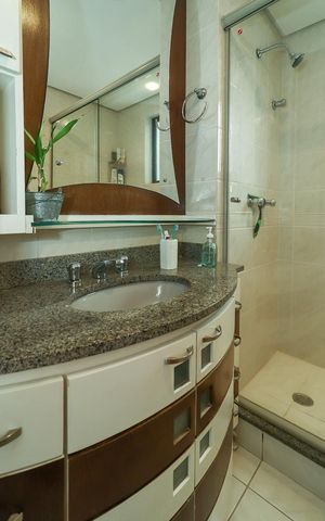 Apartamento à venda com 121m², 2 quartos e 2 vagasBanheiro