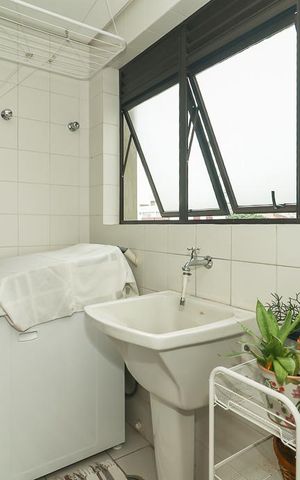 Apartamento à venda com 121m², 2 quartos e 2 vagasÁrea de Serviço