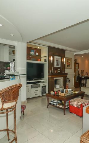 Apartamento à venda com 121m², 2 quartos e 2 vagasSala