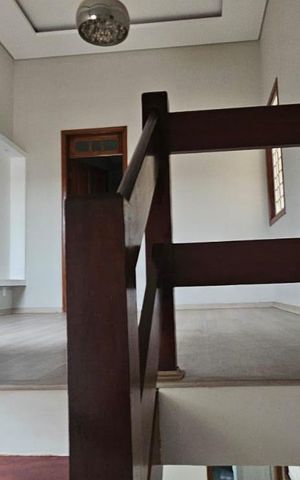 Casa à venda com 234m², 4 quartos e 4 vagas Casa à venda com 234m², 4 quartos e 4 vagasSala