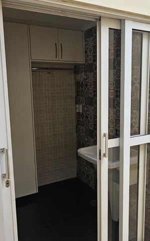Casa à venda com 234m², 4 quartos e 4 vagas Casa à venda com 234m², 4 quartos e 4 vagasÁrea de Serviço
