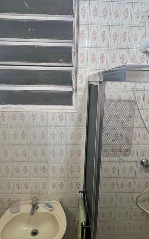 Apartamento à venda com 71m², 2 quartos e sem vaga Apartamento à venda com 71m², 2 quartos e sem vagaBanheiro