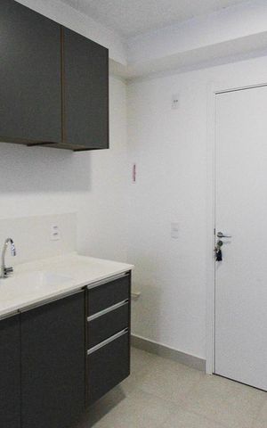 Apartamento à venda com 32m², 2 quartos e sem vaga Apartamento à venda com 32m², 2 quartos e sem vagaSala/Cozinha
