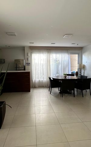 Apartamento à venda com 69m², 2 quartos e 1 vaga Apartamento à venda com 69m², 2 quartos e 1 vagaÁrea comum - Salão de festas