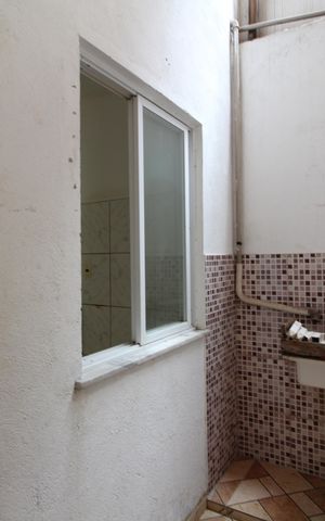 Casa de condomínio para alugar com 80m², 2 quartos e 1 vagaÁrea de Serviço