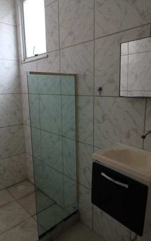 Casa de condomínio para alugar com 80m², 2 quartos e 1 vagaBanheiro Social