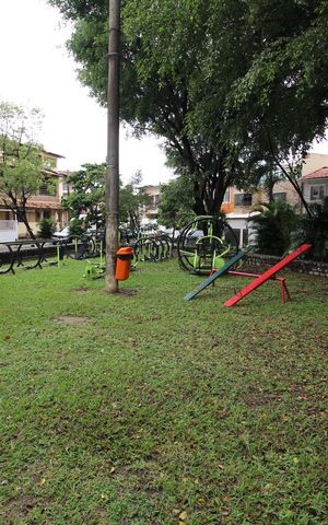 Casa de condomínio para alugar com 80m², 2 quartos e 1 vagaPlayground