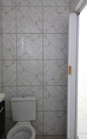 Casa de condomínio para alugar com 80m², 2 quartos e 1 vagaBanheiro Social