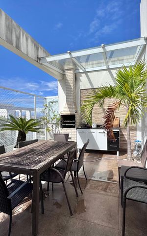 Apartamento à venda com 155m², 3 quartos e 2 vagas Apartamento à venda com 155m², 3 quartos e 2 vagasTerraço