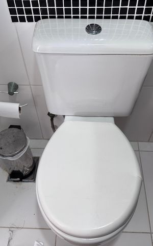 Apartamento à venda com 155m², 3 quartos e 2 vagas Apartamento à venda com 155m², 3 quartos e 2 vagasLavabo