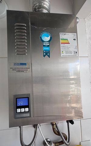 Apartamento à venda com 155m², 3 quartos e 2 vagas Apartamento à venda com 155m², 3 quartos e 2 vagasCozinha e Área de Serviço