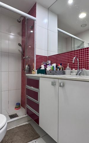 Apartamento à venda com 155m², 3 quartos e 2 vagas Apartamento à venda com 155m², 3 quartos e 2 vagasBanheiro da Suíte 2