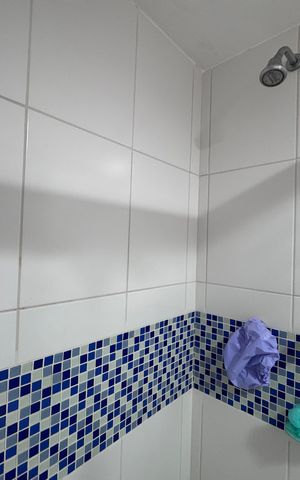 Apartamento à venda com 155m², 3 quartos e 2 vagas Apartamento à venda com 155m², 3 quartos e 2 vagasBanheiro da Suíte
