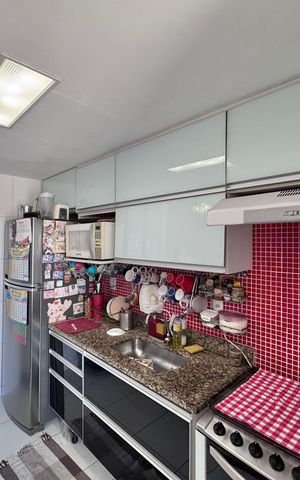 Apartamento à venda com 155m², 3 quartos e 2 vagas Apartamento à venda com 155m², 3 quartos e 2 vagasCozinha e Área de Serviço