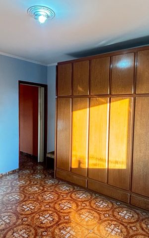 Casa à venda com 157m², 3 quartos e 2 vagas Casa à venda com 157m², 3 quartos e 2 vagasQuarto 1