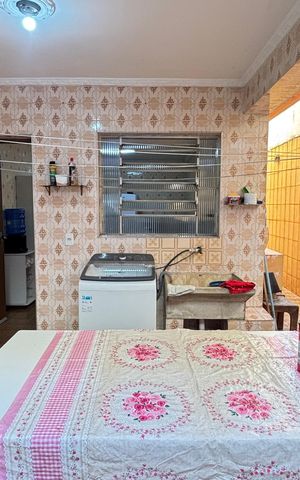 Casa à venda com 157m², 3 quartos e 2 vagas Casa à venda com 157m², 3 quartos e 2 vagasÁrea de Serviço - Quintal