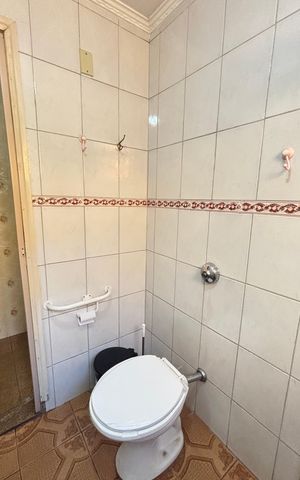 Casa à venda com 157m², 3 quartos e 2 vagas Casa à venda com 157m², 3 quartos e 2 vagasBanheiro