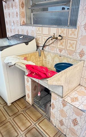 Casa à venda com 157m², 3 quartos e 2 vagas Casa à venda com 157m², 3 quartos e 2 vagasÁrea de Serviço - Quintal