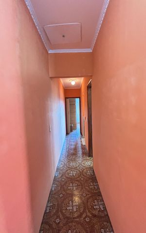 Casa à venda com 157m², 3 quartos e 2 vagas Casa à venda com 157m², 3 quartos e 2 vagasCorredor
