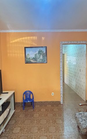 Casa à venda com 157m², 3 quartos e 2 vagas Casa à venda com 157m², 3 quartos e 2 vagasSala