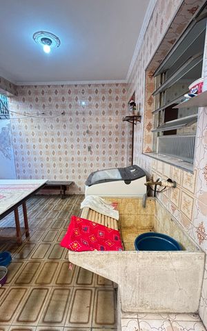 Casa à venda com 157m², 3 quartos e 2 vagas Casa à venda com 157m², 3 quartos e 2 vagasÁrea de Serviço - Quintal