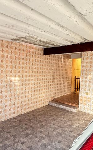 Casa à venda com 157m², 3 quartos e 2 vagas Casa à venda com 157m², 3 quartos e 2 vagasGaragem