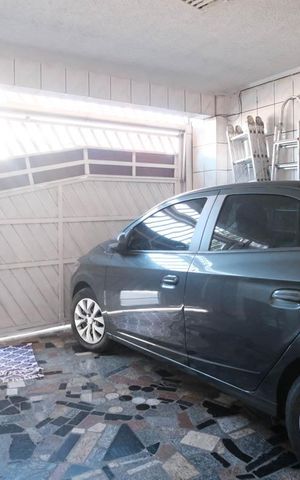 Casa à venda com 190m², 4 quartos e 2 vagasGaragem