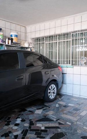 Casa à venda com 190m², 4 quartos e 2 vagasGaragem