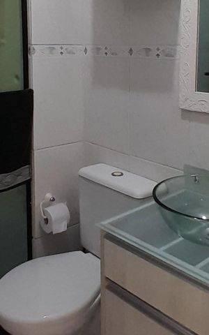 Apartamento à venda com 64m², 3 quartos e 2 vagas Apartamento à venda com 64m², 3 quartos e 2 vagasBanheiro 2