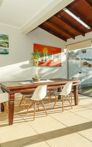 Casa de condomínio à venda com 191m², 3 quartos e 2 vagasEspaço Churrasqueira