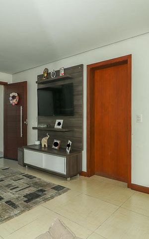Casa de condomínio à venda com 191m², 3 quartos e 2 vagasSala