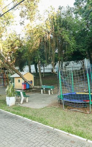 Casa de condomínio à venda com 191m², 3 quartos e 2 vagasÁrea comum - Playground