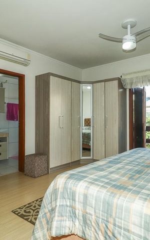 Casa de condomínio à venda com 191m², 3 quartos e 2 vagasQuarto Suíte