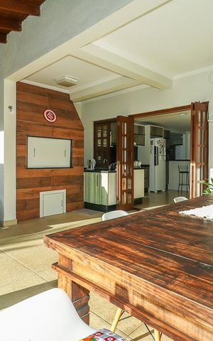 Casa de condomínio à venda com 191m², 3 quartos e 2 vagasEspaço Churrasqueira