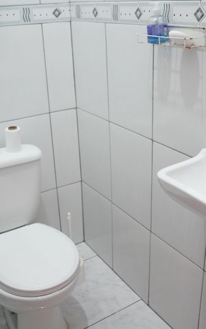 Casa à venda com 290m², 3 quartos e 4 vagasBanheiro de Serviço