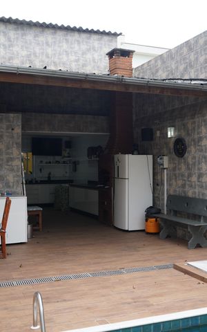 Casa à venda com 290m², 3 quartos e 4 vagasÁrea comum